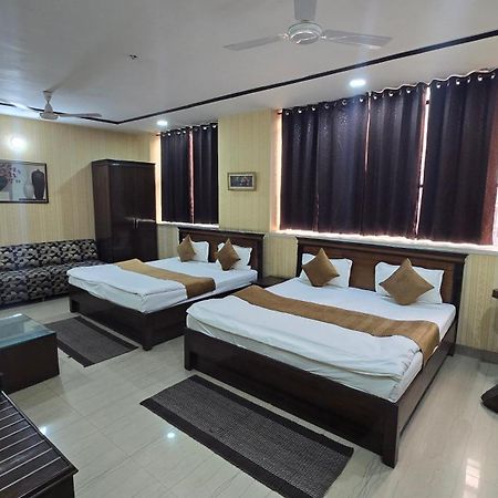 Hotel Amritsar Inn Esterno foto