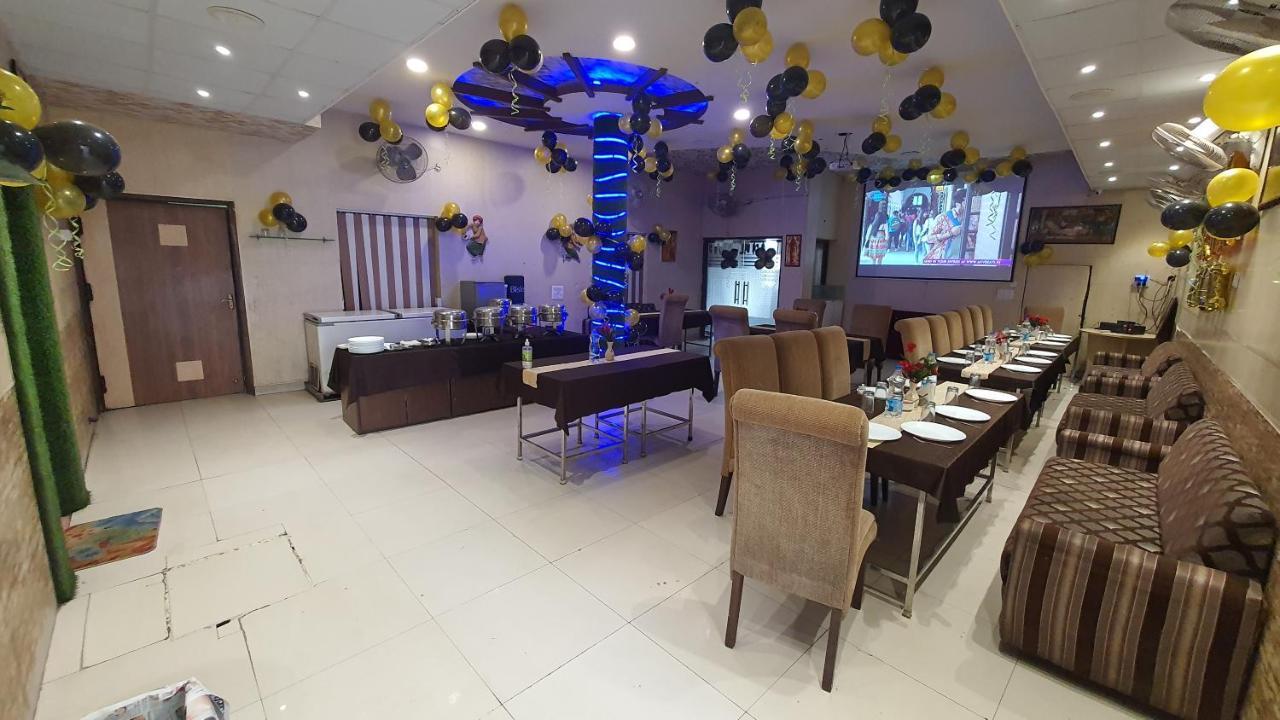 Hotel Amritsar Inn Esterno foto
